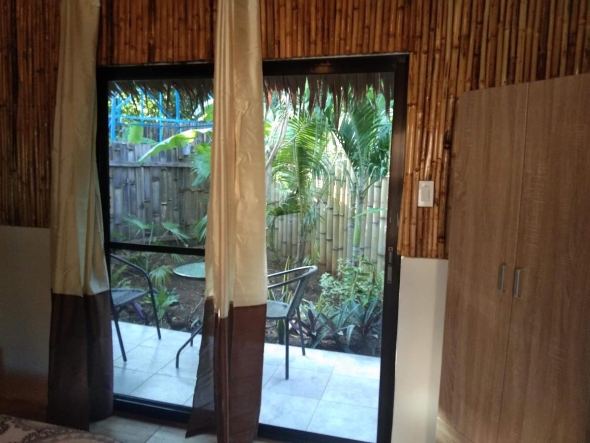 Jungle Of Peace Resort Siquijor Exterior photo