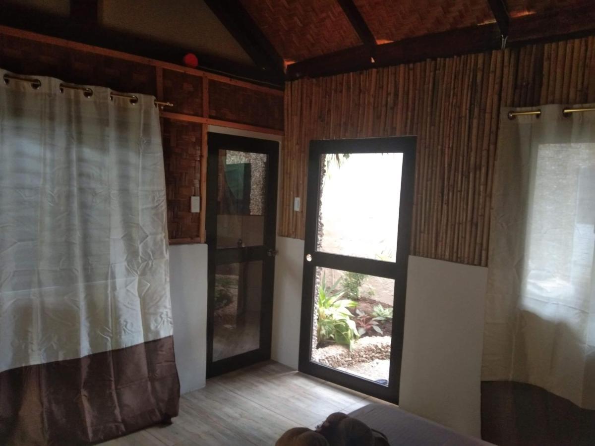 Jungle Of Peace Resort Siquijor Exterior photo