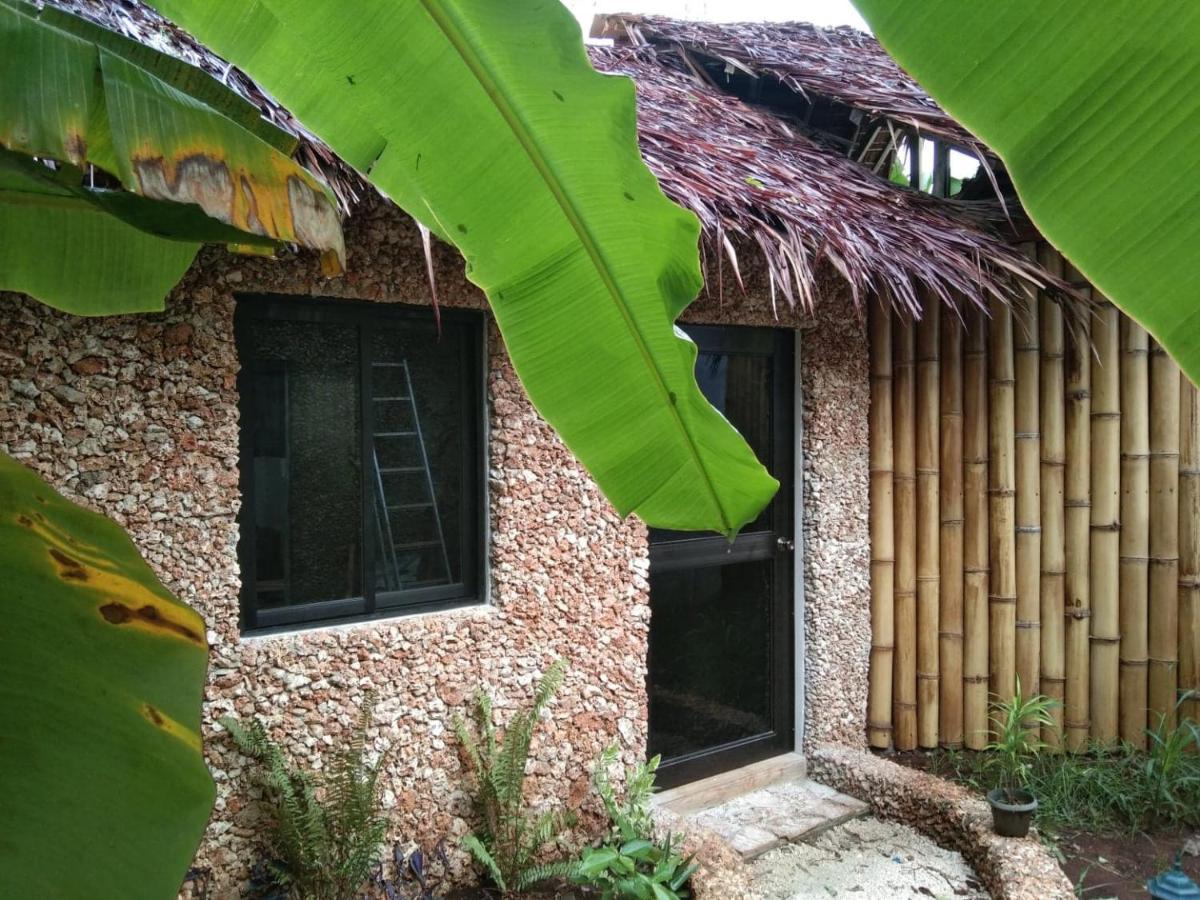 Jungle Of Peace Resort Siquijor Exterior photo