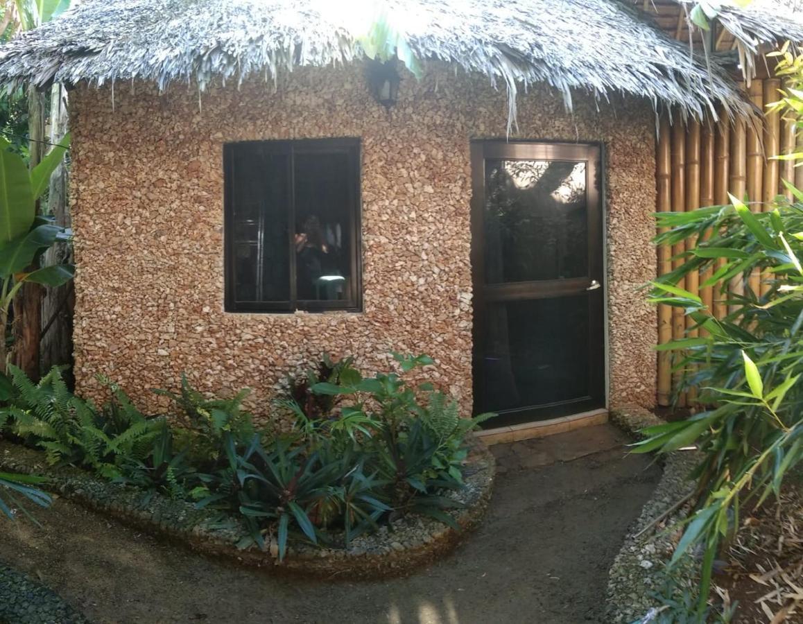 Jungle Of Peace Resort Siquijor Exterior photo
